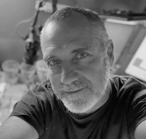 Meet ROBERT JOYNER, founder of Watercolor Fanatic